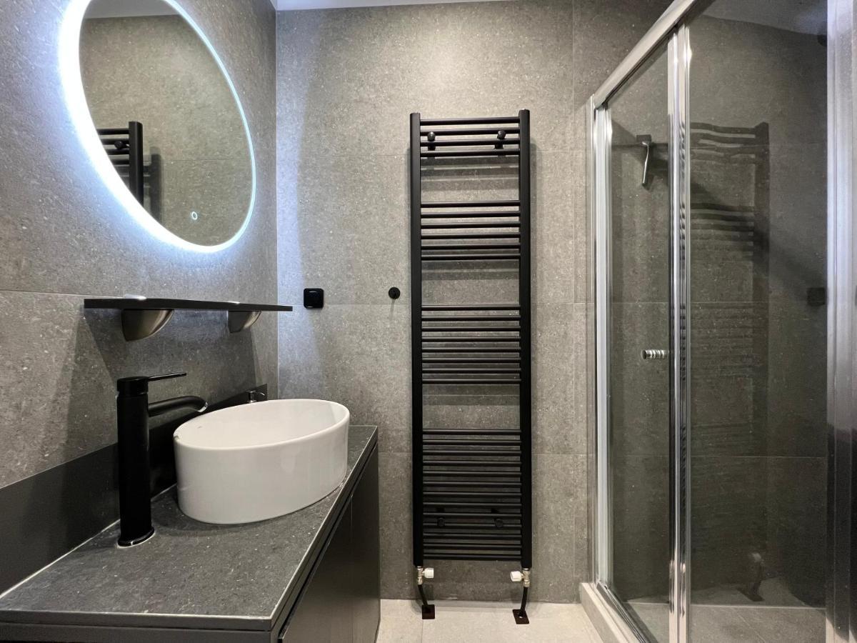 #Plato Apt By Halu! Apartments Thessaloníki Eksteriør billede